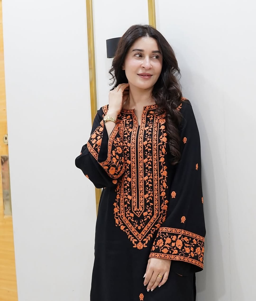 SOFIA Classic Embroidery Work 2PC