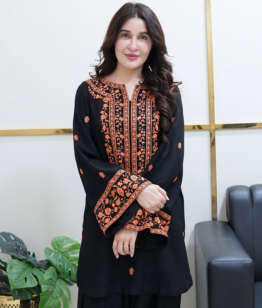 SOFIA Classic Embroidery Work 2PC