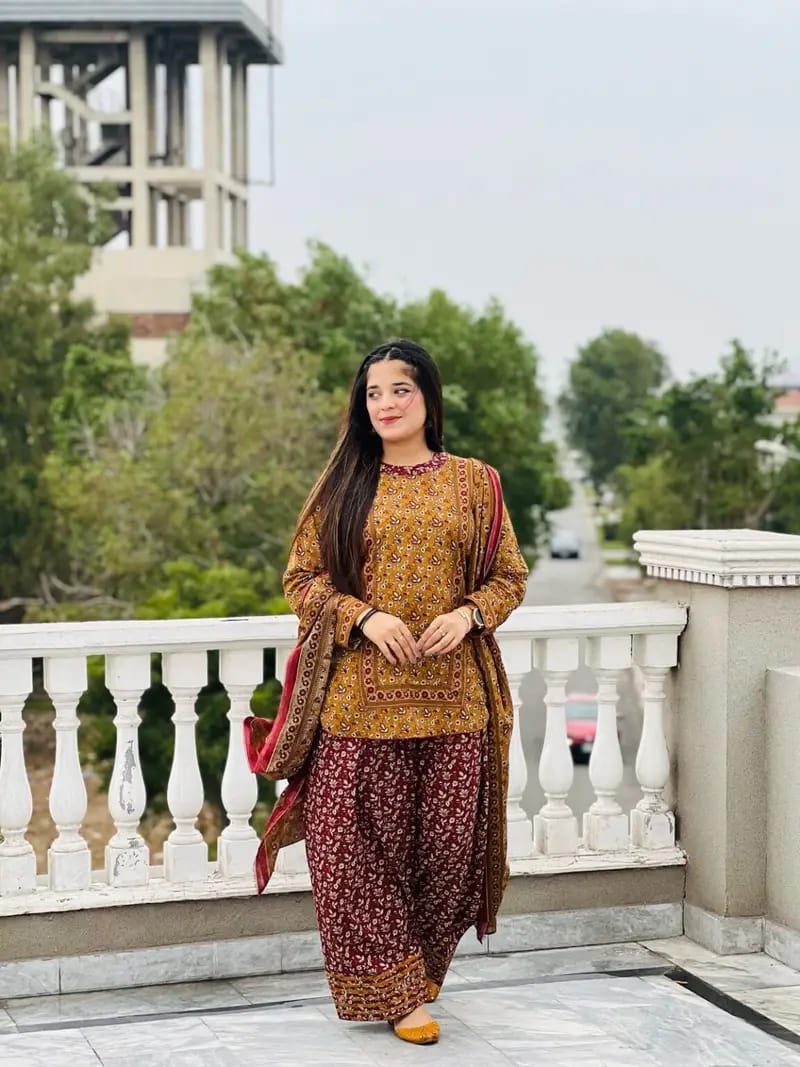 GULNAAR 3PC SUIT WITH FARSI SALWAR