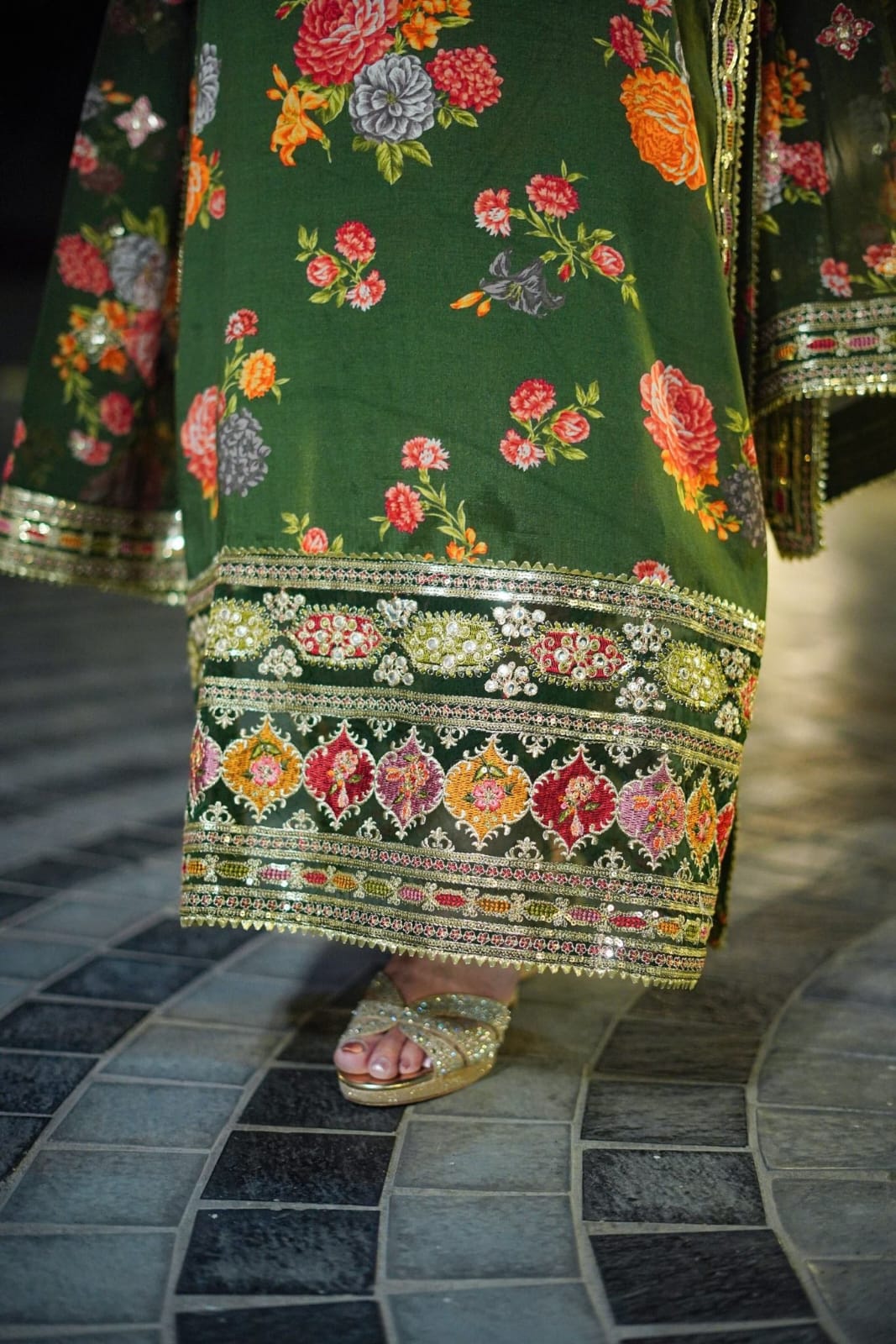 ANEELAS DIGTIGAL EMBROIDERED 3PC