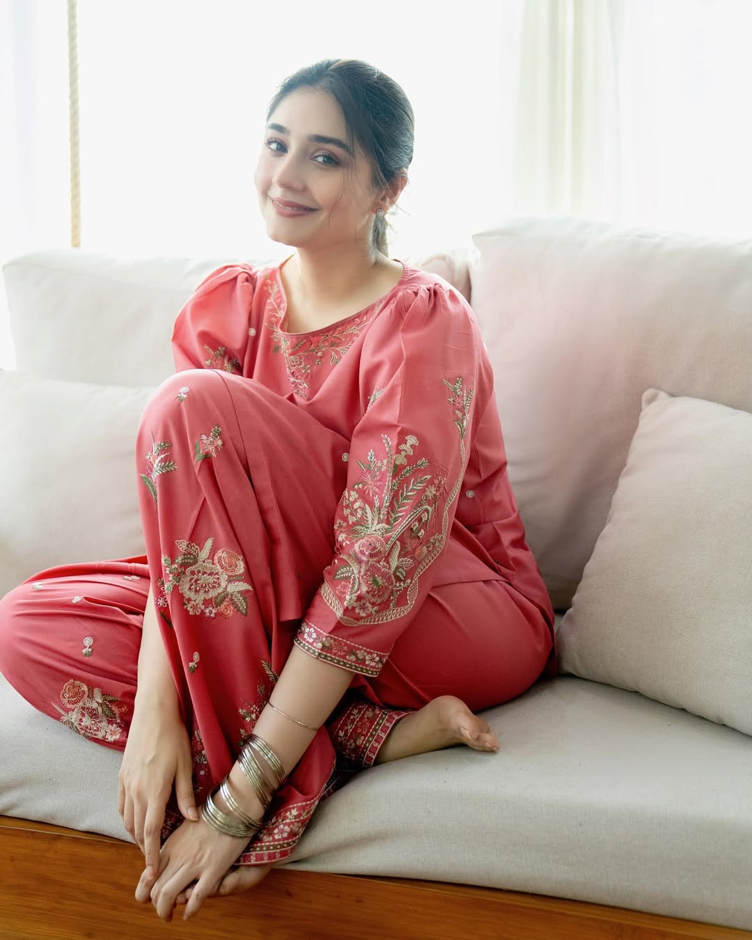 MEHAK FARSHI EMBROIDERED 2PC