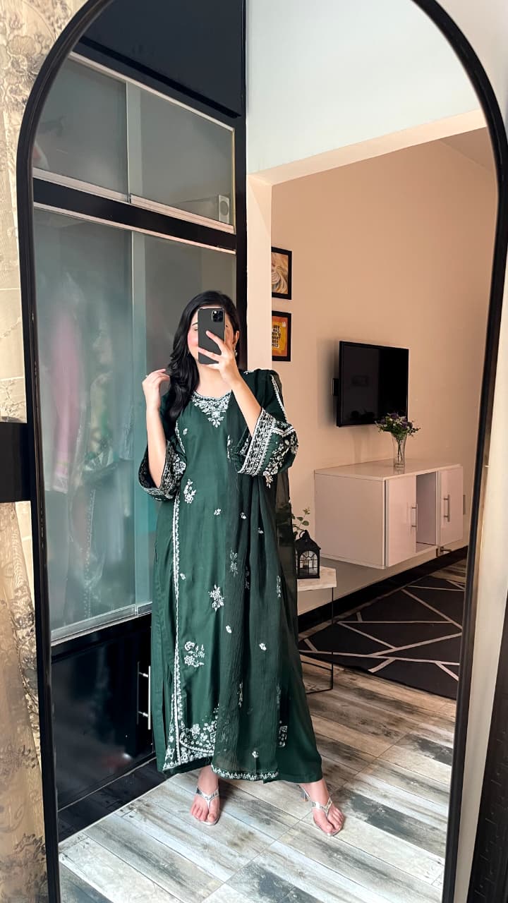 GRACE EMBROIDERED 3PC