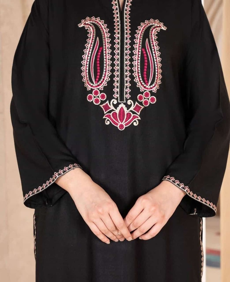 BLACK ROSE EMB 2PC