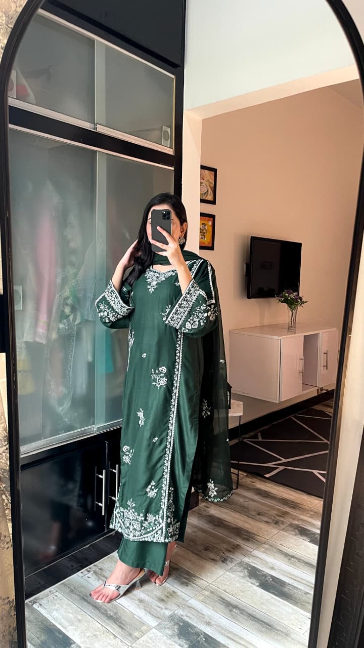 GRACE EMBROIDERED 3PC