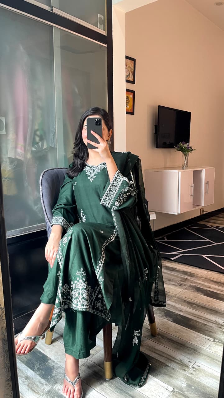 GRACE EMBROIDERED 3PC